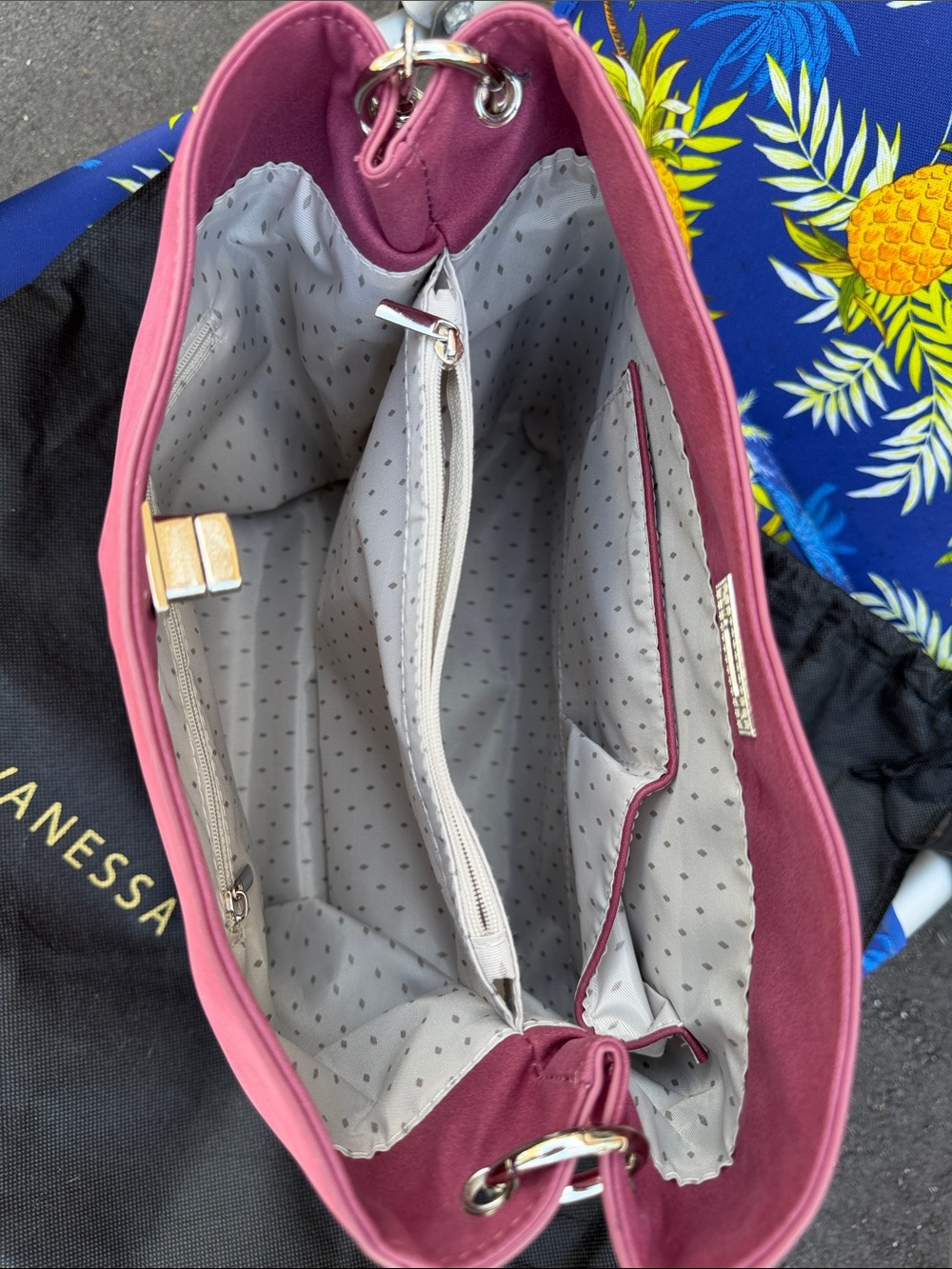 Vanessa Williams Pink Shoulder Bag - Picture 5 of 6